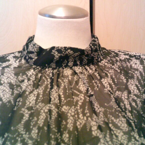 Who What Wear Size Large Blouse - Picture 2 of 4